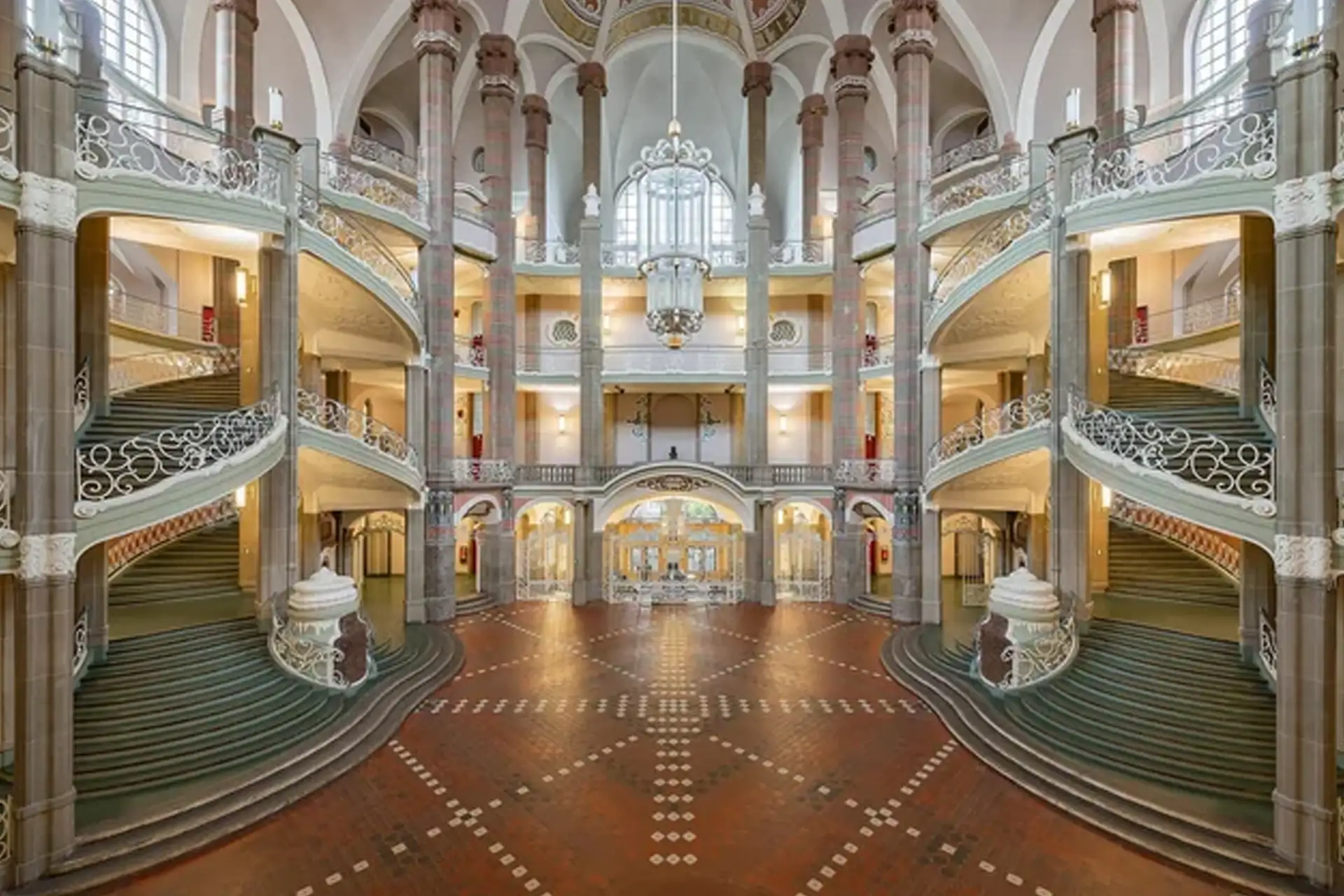 Villa Berlin style art nouveau pour mariage moderne